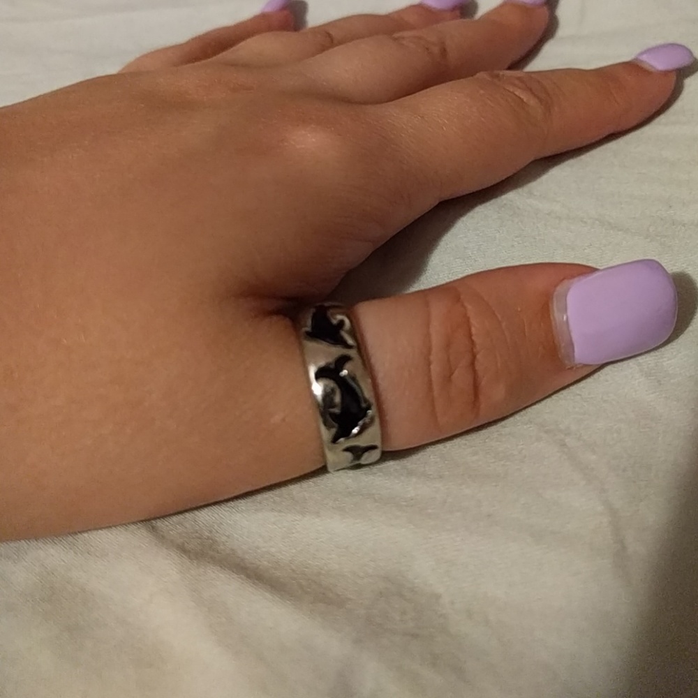 Dolphin Ring 🐬